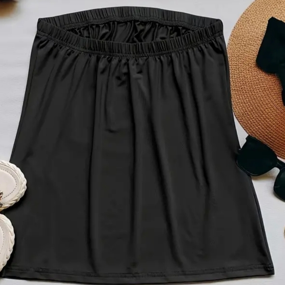 NWOT Shein Medium black tube top - Picture 2 of 5